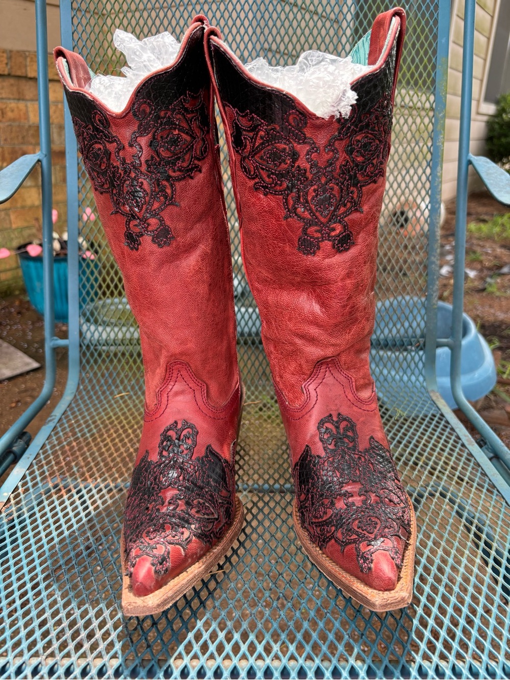 Red Western Cowboy Boots with Black Embroidered Detail without shoe box
